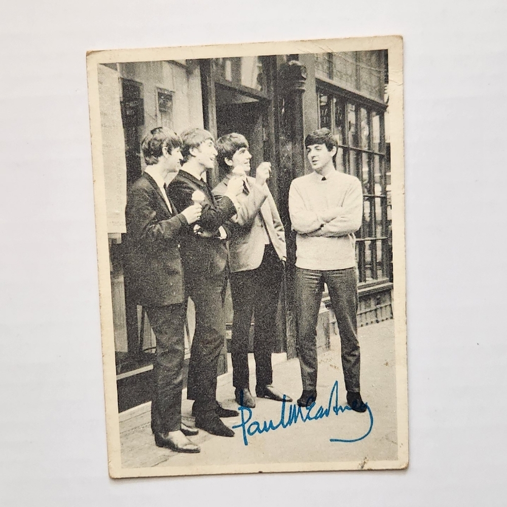 ✨Vintage 1964 Topps Beatles B&W Trading Card #54 Paul McCartney Signature trade